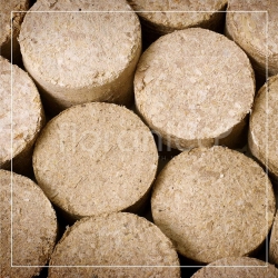 Brykiet drzewny 100% prasowany brykiet z drewna okrągły Brykiet Ekologiczny 12,5kg w worku jutowym idealny do kominka